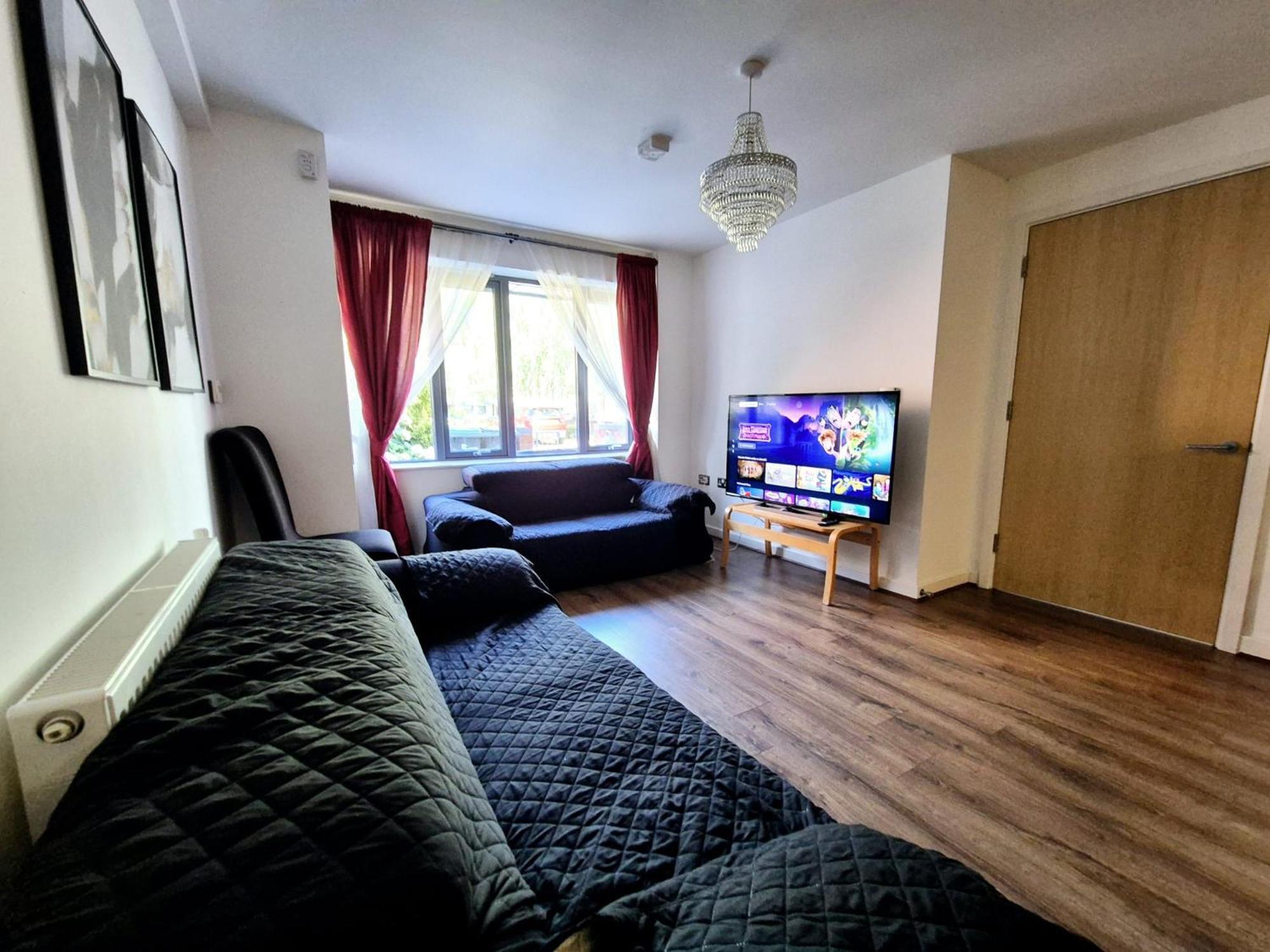 Explore London: 2 Bedroom House In Wood Green Luaran gambar